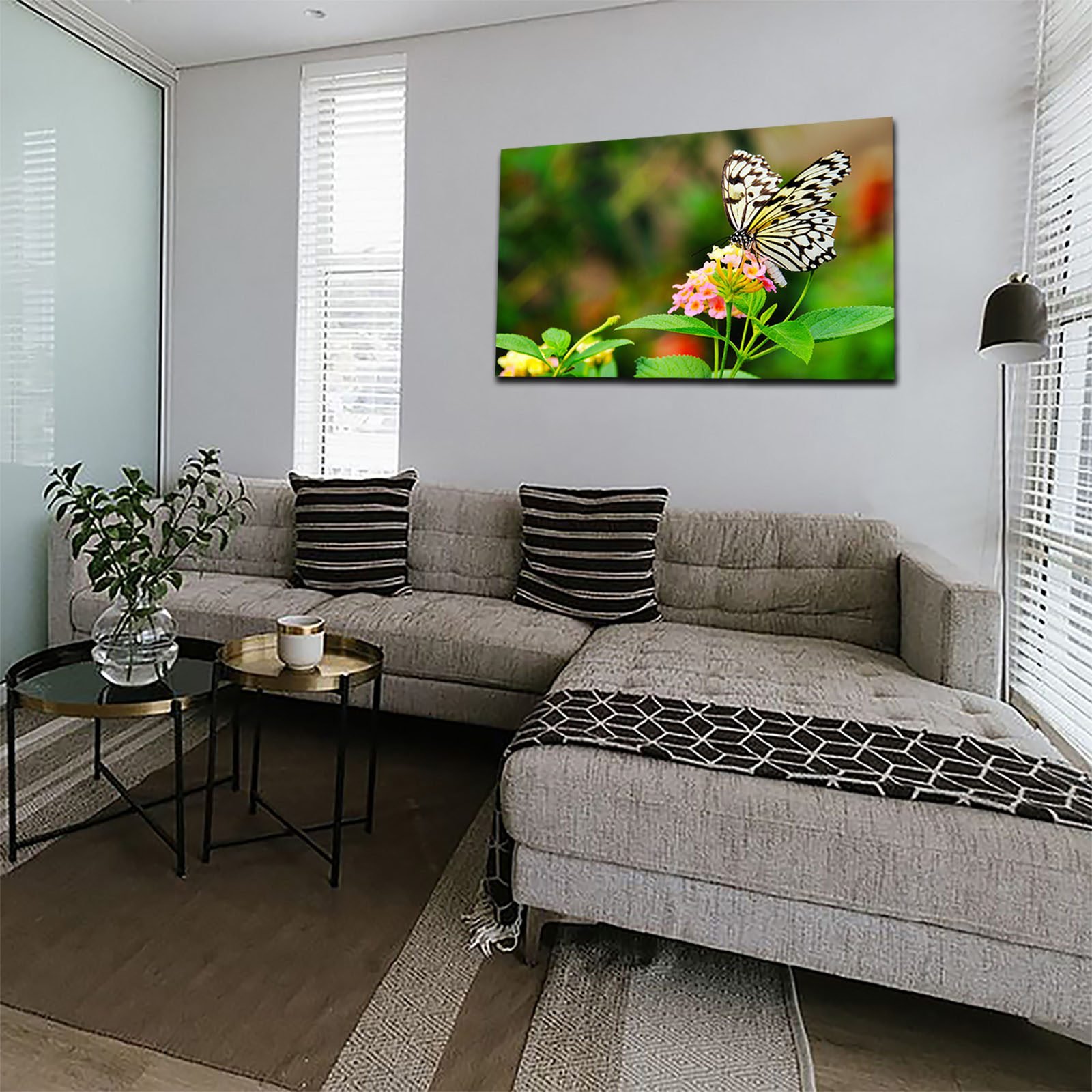 Cuadro Decorativo Canvas Paisaje de Mariposa Monarca Blanca - Image 4